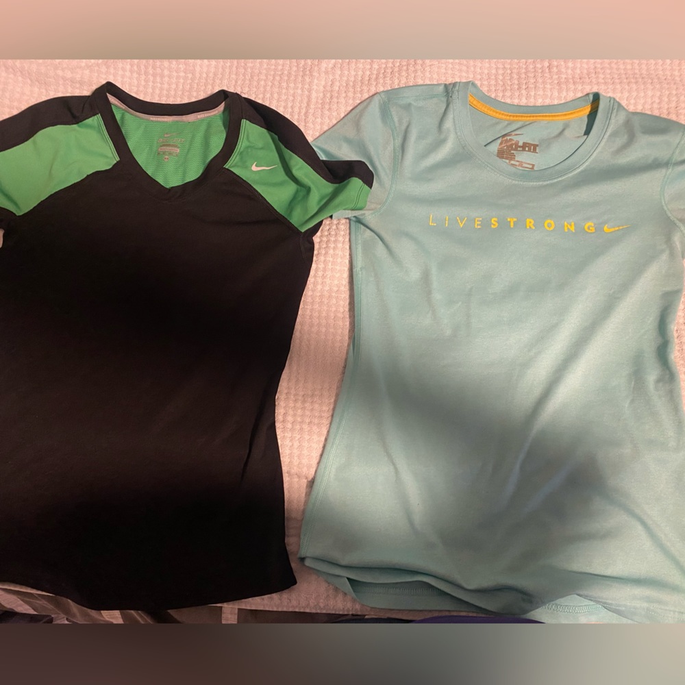 XS Nike Green Black & light Teal Activewear